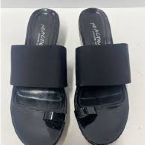 Kenneth Cole Black Slide Sandals - Picture 1 of 6